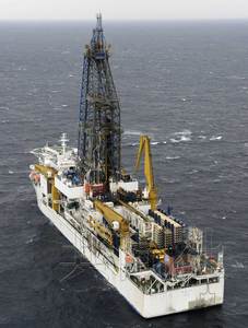 日本钻探船钻头抵海面下7740米处 刷新世界纪录