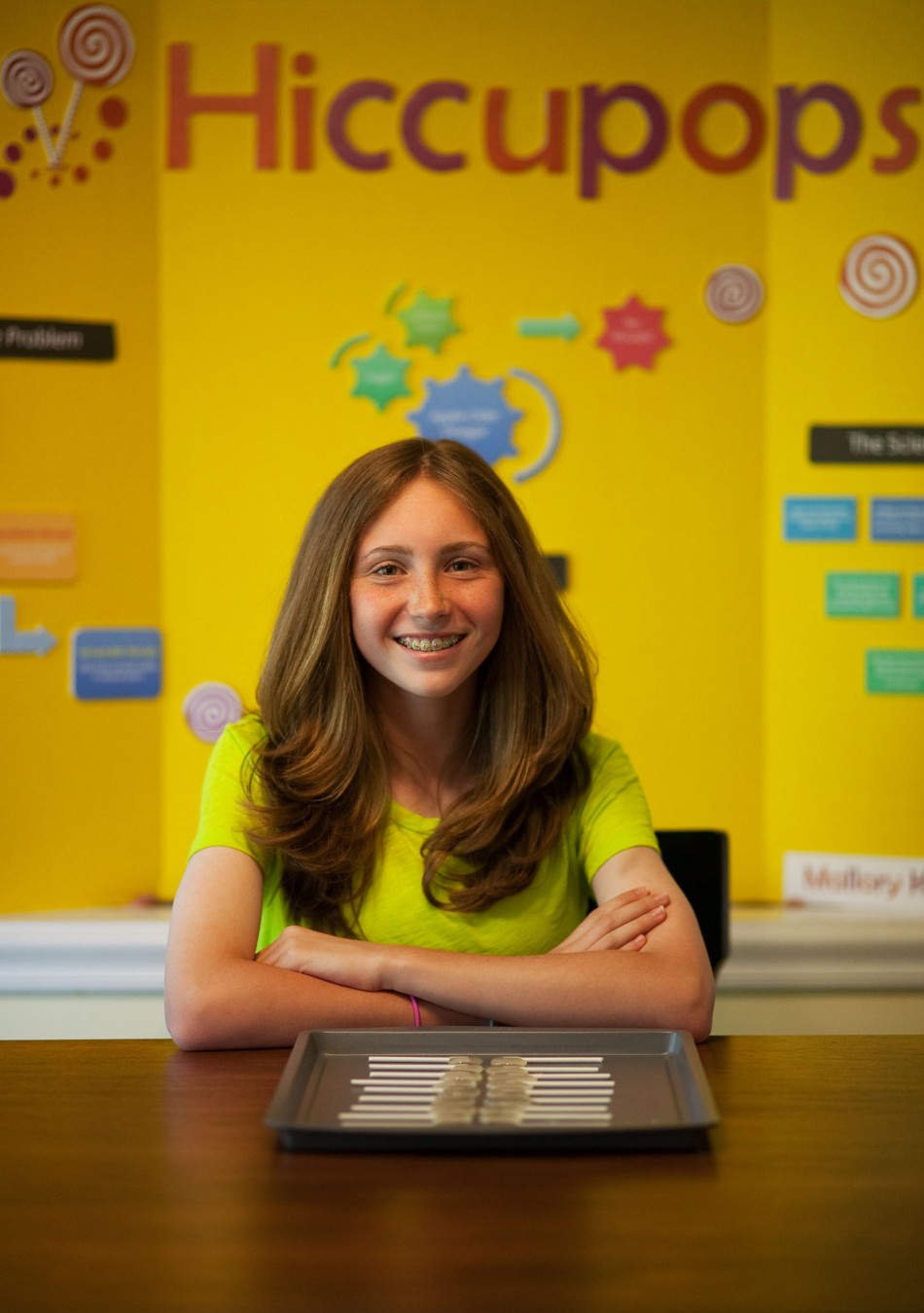 美国天才少女发明“止嗝棒棒糖” 13岁任公司CEO志向远大