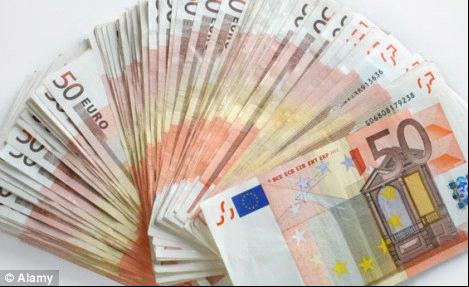 银行出错让德国男子2万欧元变成2亿欧元 法院裁定利息可归个人