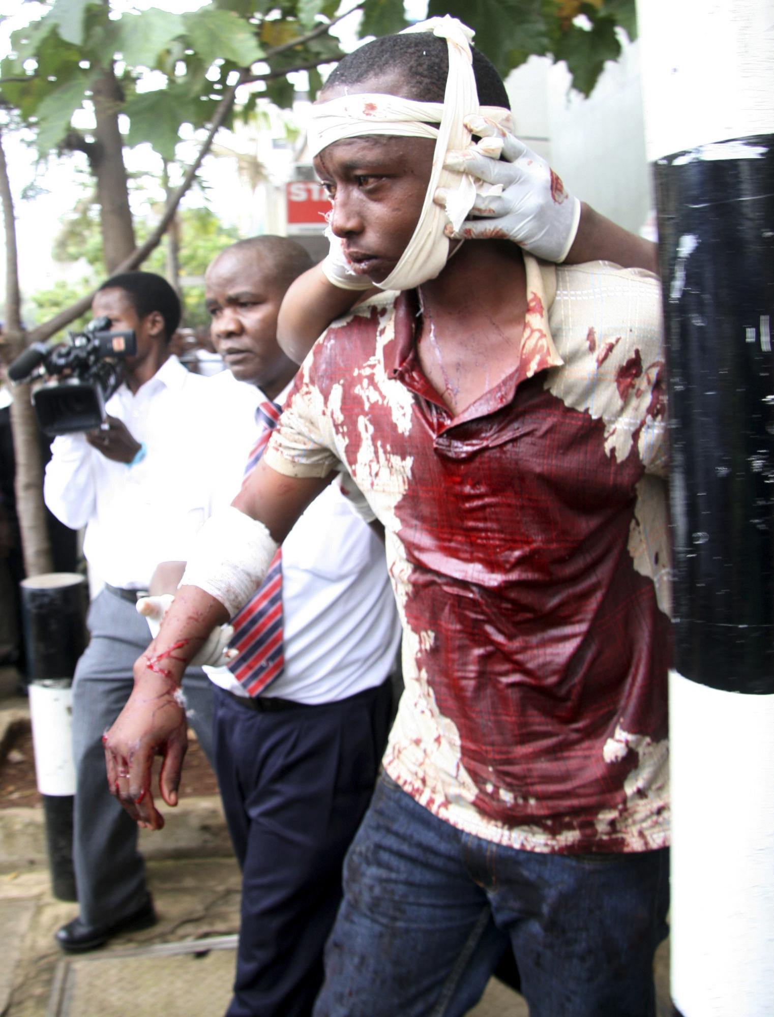 肯尼亚首都市中心爆炸数十人受伤 袭击者疑为大胡子