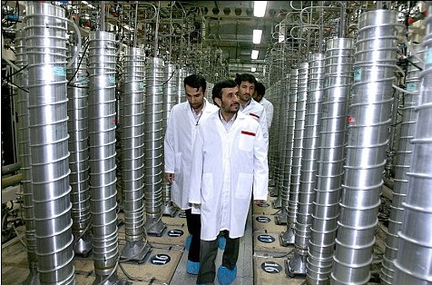 伊朗称美以英计划发起大规模网络袭击 哈梅内伊誓将“核权利”坚持到底