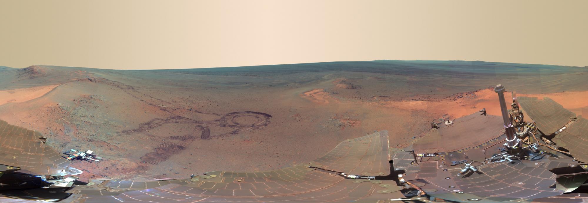 NASA公布火星地表高清广角图 拍摄过程历时4个月