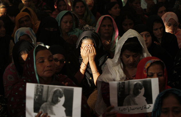 巴基斯坦塔利班枪击争取女性权益少女 招致强烈谴责