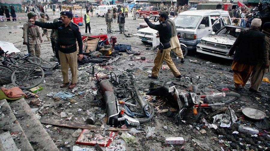 巴基斯坦遇近年最惨烈一天 连环爆炸致116人死亡