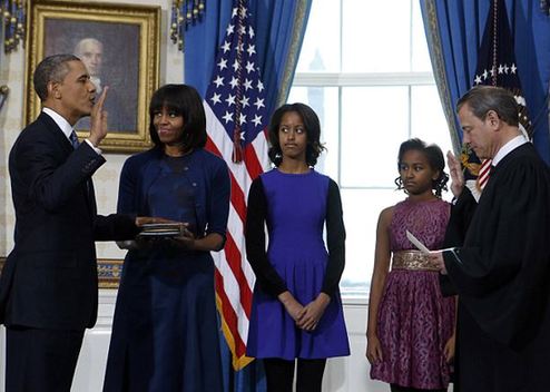 组图：奥巴马20日在家人陪同下就职 女儿夸赞 