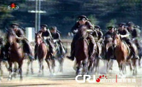 朝鲜电视台公布骑兵队训练场景