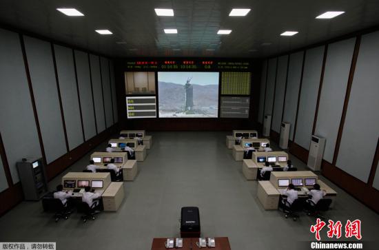 美媒：朝卫星发射场一派繁忙 或准备试射导弹