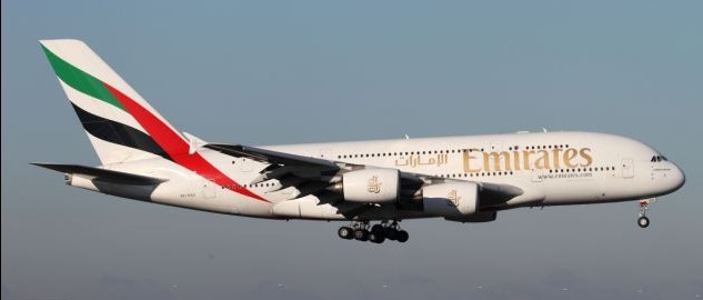 乘客曝光空客A380惊魂事故 安全门现裂缝用毛毯堵上