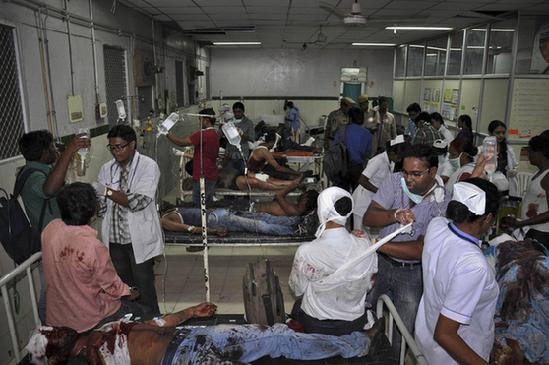 印度第六大城市海得拉巴发生连环爆炸 18人死亡