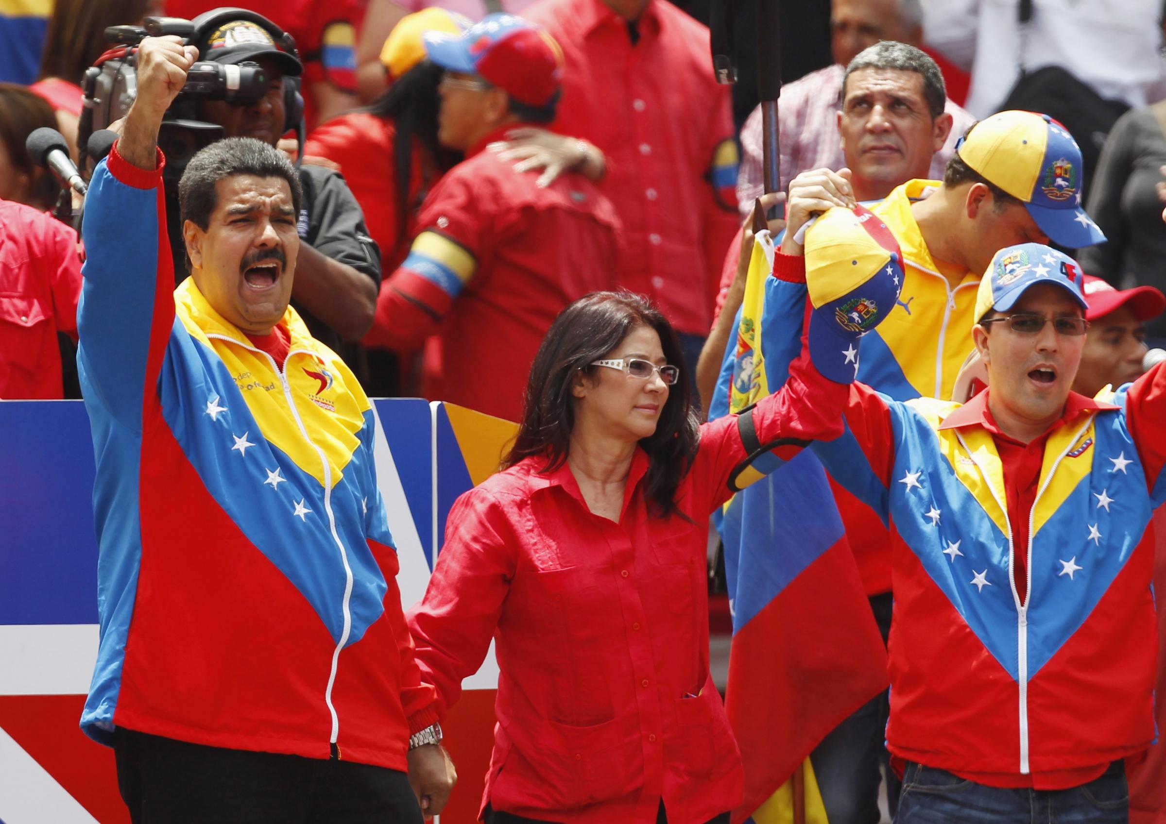 委内瑞拉总统候选人相互攻击 美国驱逐两名委外交官