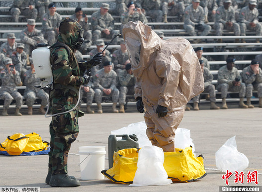 美陆军第23化学大队重驻韩国 进行装备展示