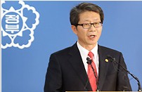 韩国统一部长官呼吁朝鲜通过对话解决问题