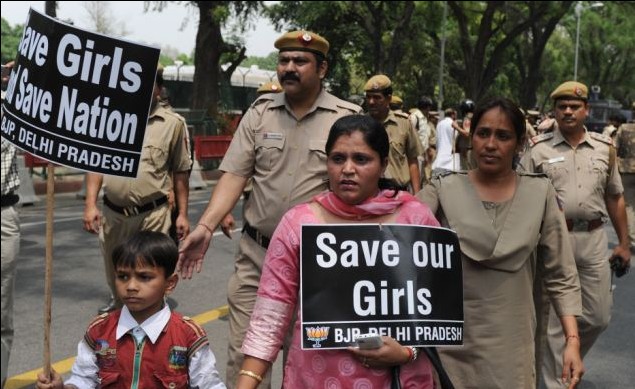 印度遭强奸5岁女童情况好转 首都抗议示威愈演愈烈