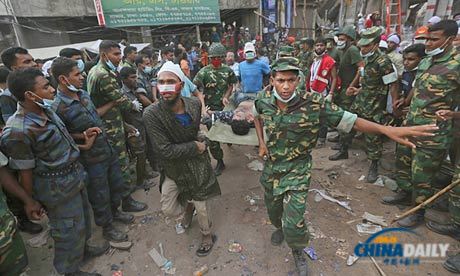 孟加拉政府营救队加入倒塌大楼救援 2300人获救