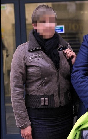 英国女警受性别歧视以泪洗面 状告警局获赔2万英镑