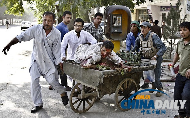 阿富汗最高法院遭塔利班自杀式爆炸袭击 17人死亡39人受伤