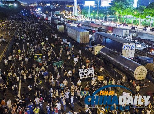 巴西总统因示威取消访日 分析称不会影响政局稳定