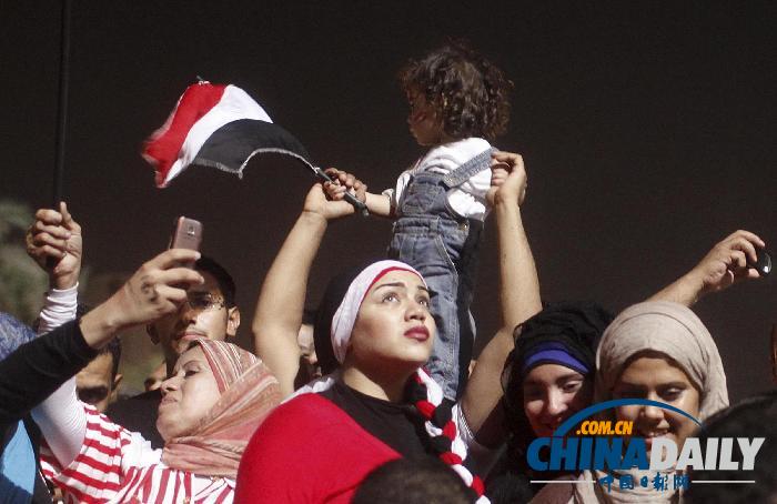 埃及军方宣布穆尔西下台 反政府者纷纷庆贺（组图）
