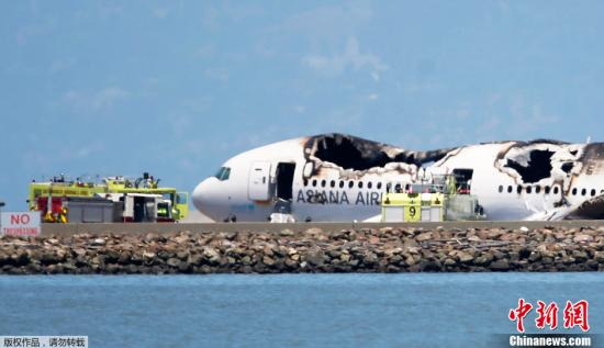 奥巴马为韩亚客机遇难者家属祈祷 将调查失事原因