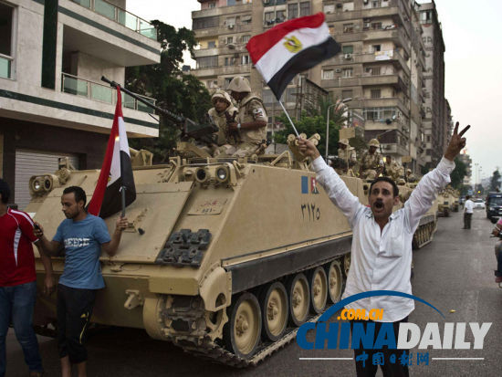 奥巴马下令重新评估对埃及援助 对政变与否尚无表态