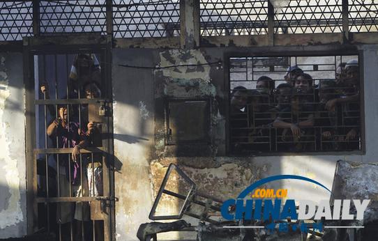 印尼监狱暴动约200囚犯出逃 包括15名恐怖分子