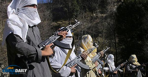 8名在美军基地工作的阿富汗平民上班途中遭枪杀