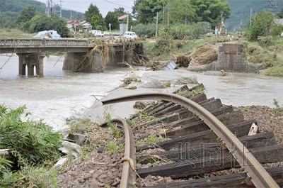 日本强降雨致1人死亡3人失踪 政府将赴灾区调查