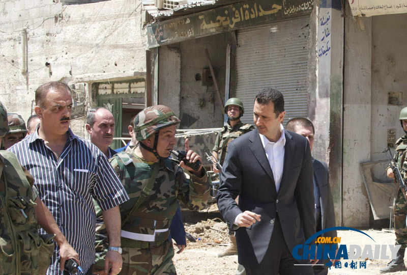 组图：叙利亚总统阿萨德视察政府军队
