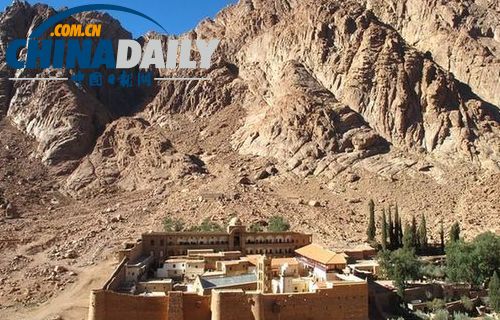 埃及西奈半岛遭炸弹袭击 两处伊斯兰神殿损毁严重