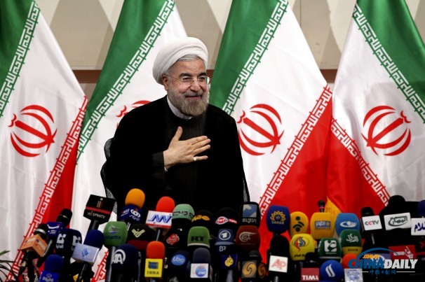 美国在鲁哈尼上任之际加大对伊朗经济制裁