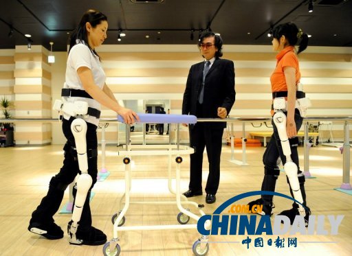 日本将正式向欧洲推广医疗机器人 可帮助患者步行