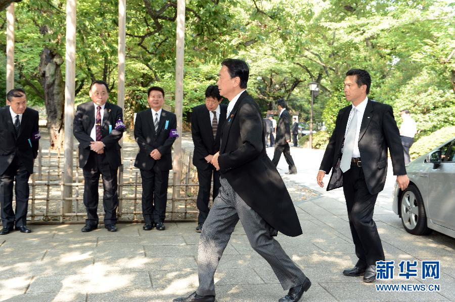 日本部分政客又拜鬼 多人赴靖国神社参拜