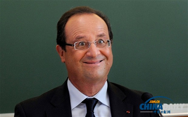 法国总统“傻笑”照引发网络热议