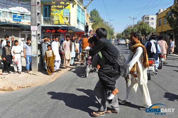 阿富汗：伊朗领事馆遭示威者围攻 军方开火致至少2死4伤