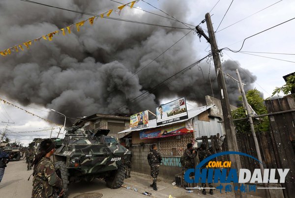 菲律宾军方与叛乱分子对峙进入第四日