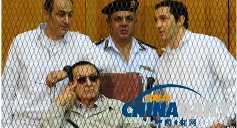 穆巴拉克案审理再度延期 埃及法庭禁止媒体旁听