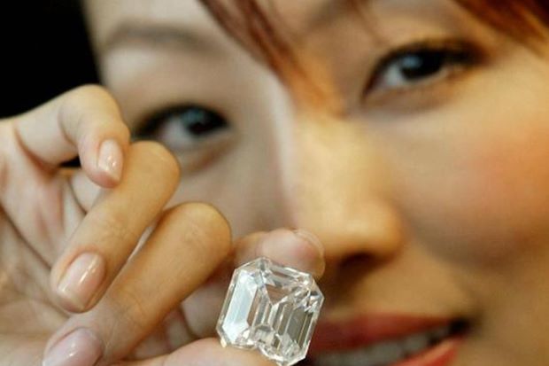 马媒：中国新娘拉动世界钻石市场