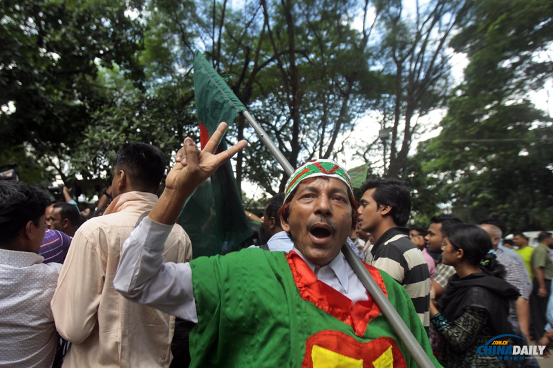 孟加拉国反对党领导人被判死刑 拥护者纵火抗议