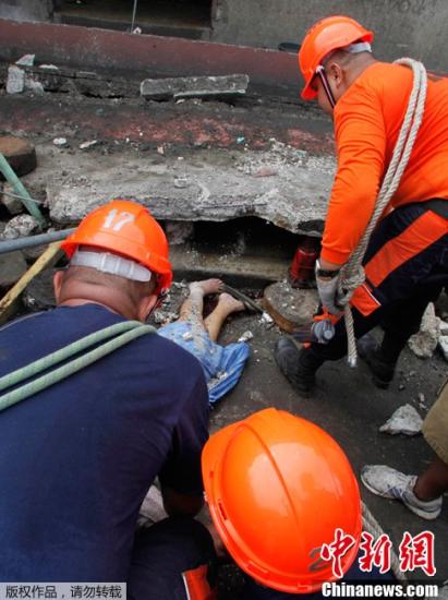 菲律宾7.2级地震致73人死亡 宿务进入灾难状态