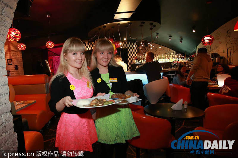 莫斯科“双子星”餐厅 店员都是双胞胎