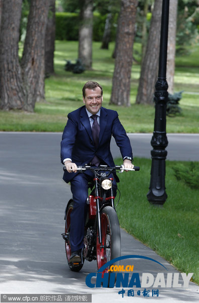 图：欧洲自行车销量超汽车 看政要大佬引领骑车风尚