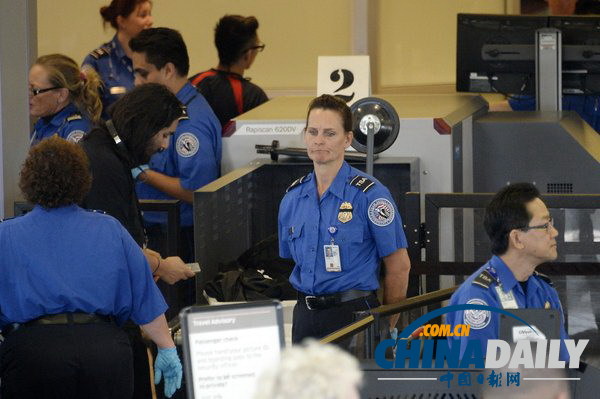 洛杉矶机场3号航站楼重新开放 安保措施加强