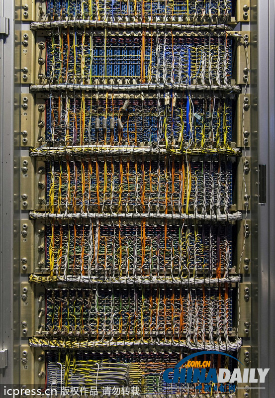 美国硅谷历史博物馆展出古董级电脑（组图）