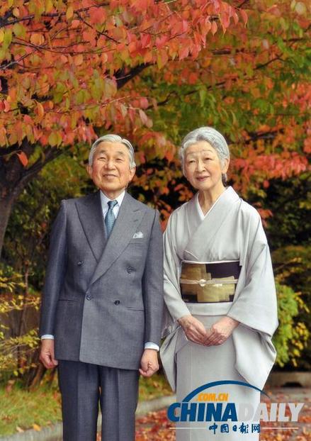 日本天皇夫妇将放弃土葬惯例 去世后采用火葬