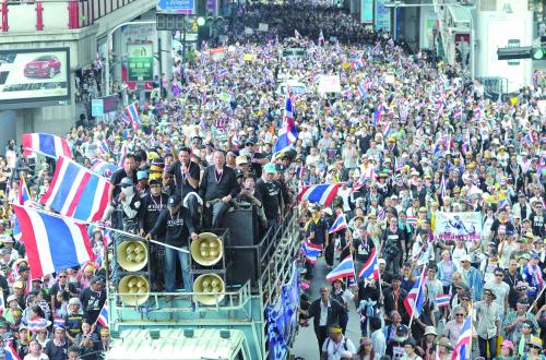 泰国数万示威者占领要害部门 泰或沦为失败国家