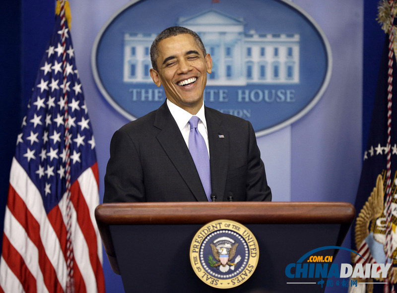 奥巴马举行年终新闻发布会 笑容满面心情不错