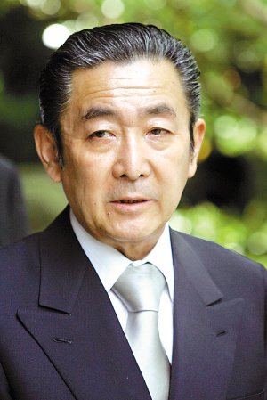 组图：参拜靖国神社的历届日本首相 小泉连拜6次