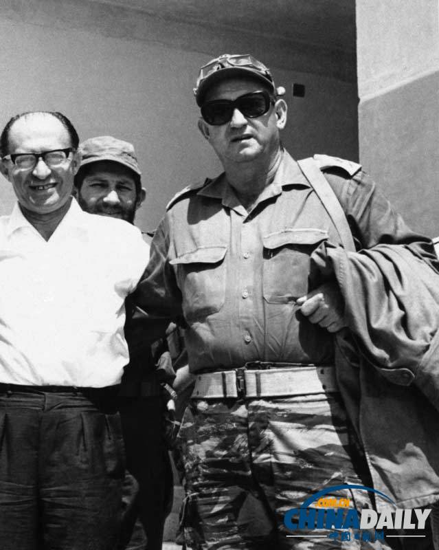 沙龙军装老照片：以色列的大英雄
