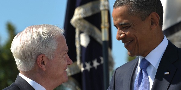 奥巴马避谈回忆录赞盖茨是优秀防长 为阿富汗策略辩护