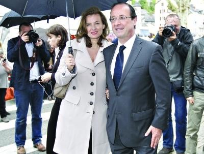 法国第一女友出院返回总统官邸 微博开腔感谢支持者